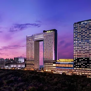 Отель Novotel Ambassador Yongsan *****