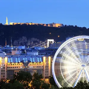 Kempinski Corvinus ***** Budapeste